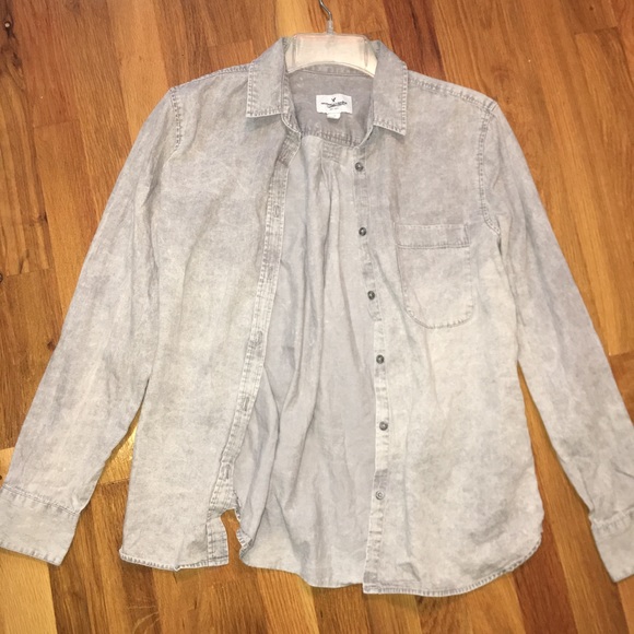 American Eagle Outfitters Tops - American Eagle button up